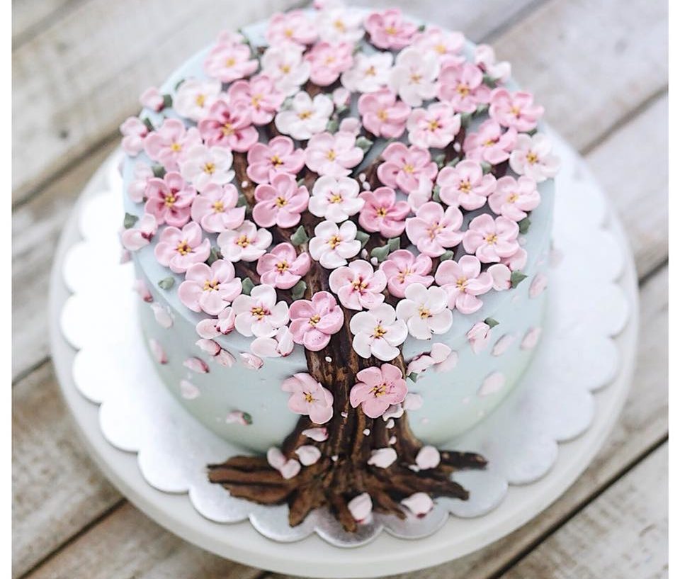 Flower cake: per un buffet flower power